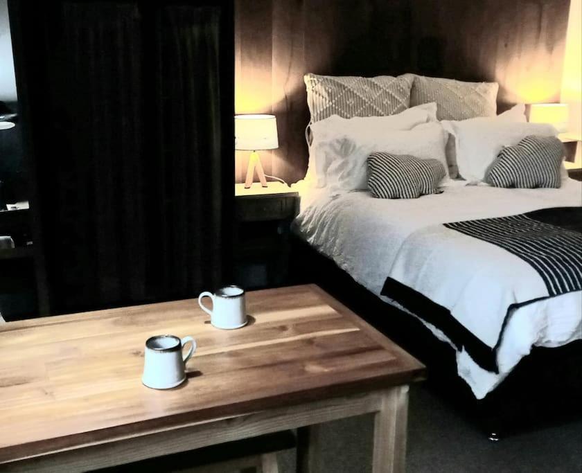 The Old Barn Annexe, Cosy Stay, Close Drive To City, Beach, South Downs & Goodwood Чічестер Екстер'єр фото